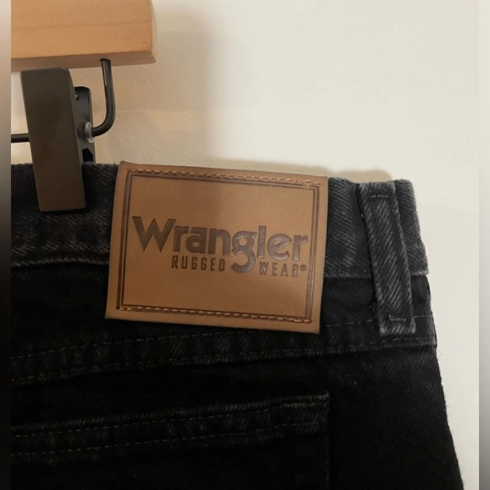 Wrangler Rugged Wear Black Denim Jeans Mens Size 50x30 100% Cotton - Picture 6 of 10